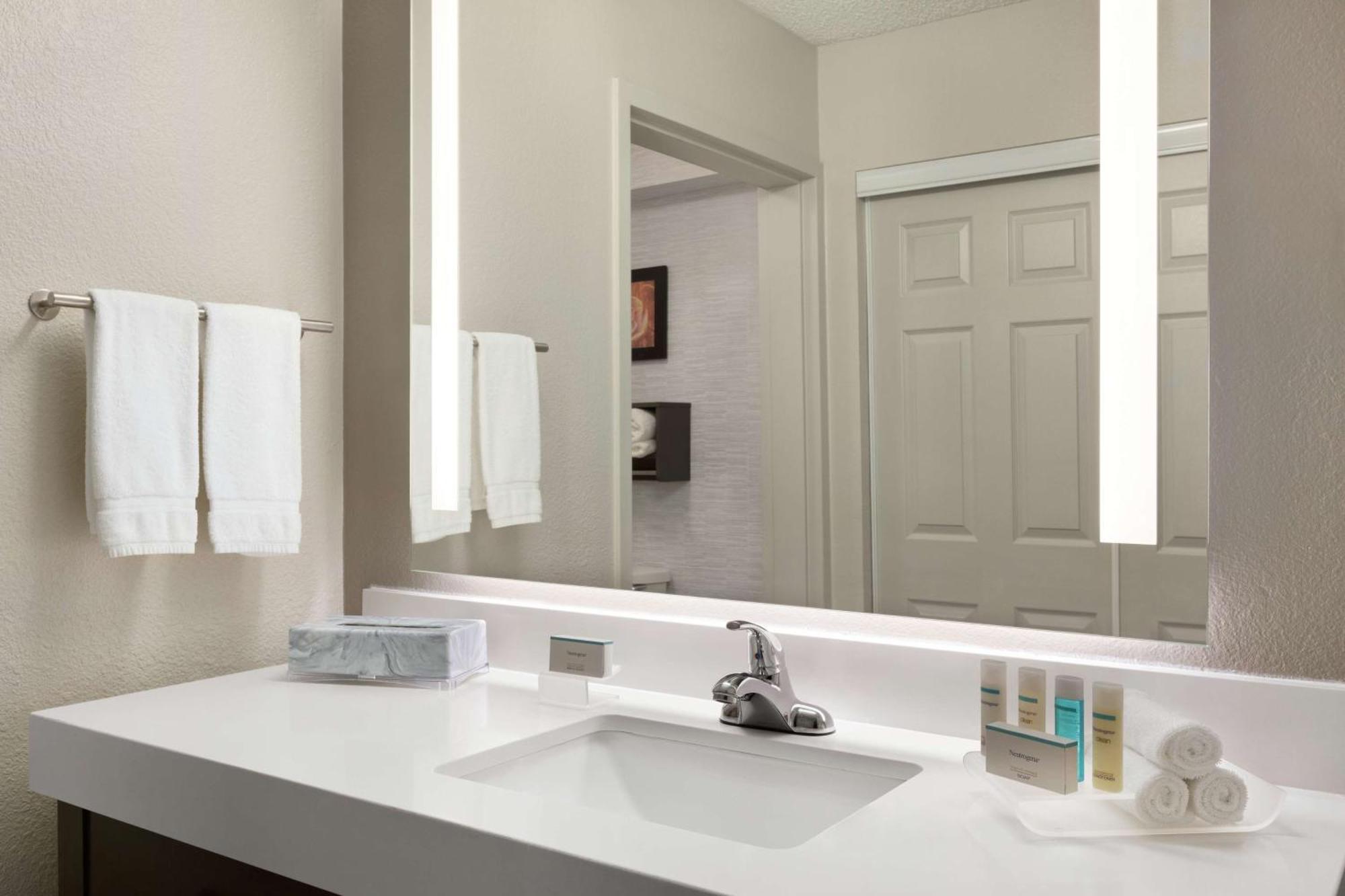 Homewood Suites By Hilton Dallas-Plano Exterior photo